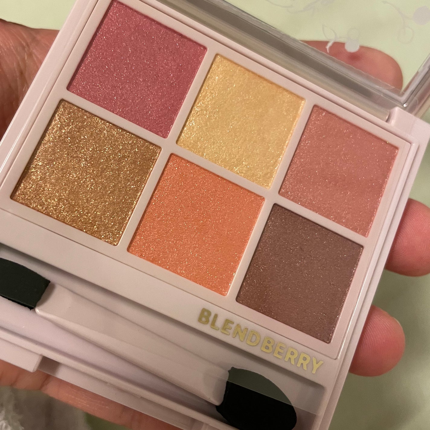 オーラクリエイション/BLEND BERRY/アイシャドウパレットを使ったクチコミ(2枚目)