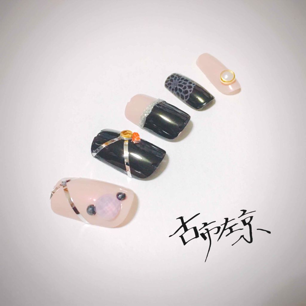 AT サロンネイルエナメル/Art Collection/マニキュアを使ったクチコミ(2枚目)