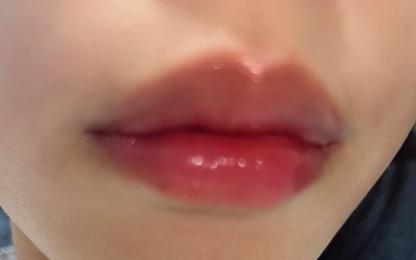 ジューシーラスティングティント/rom&nd/リップティントを使ったクチコミ(2枚目)