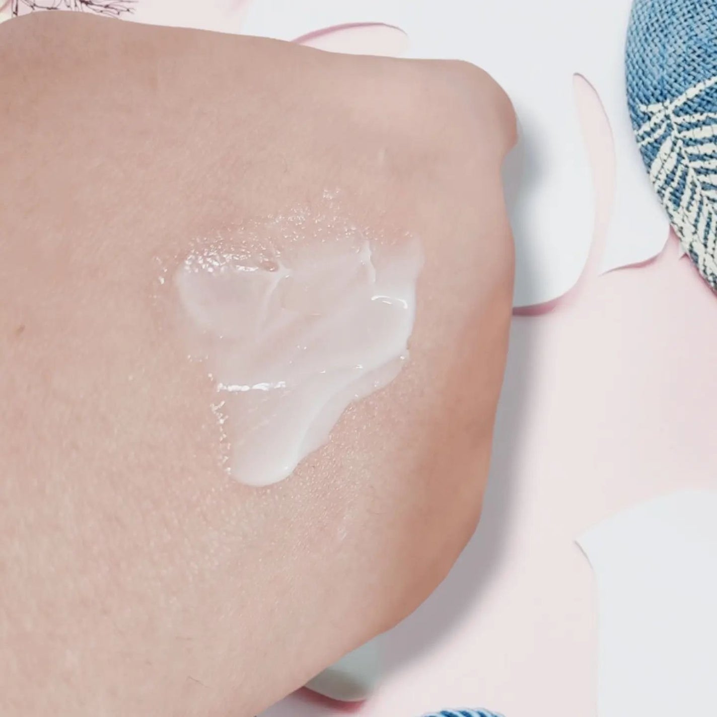 フェミナチュールインティメイトクリーム/ヴィーナスラボ/デリケートゾーンケアを使ったクチコミ(3枚目)