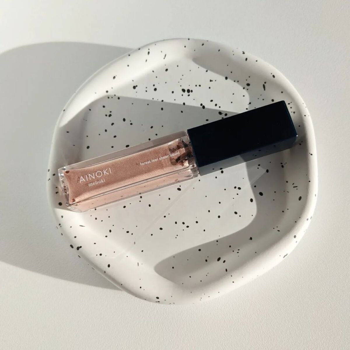 フォレスト フィール シアー リキッド/AINOKI mebuki/リキッドアイシャドウを使ったクチコミ(1枚目)