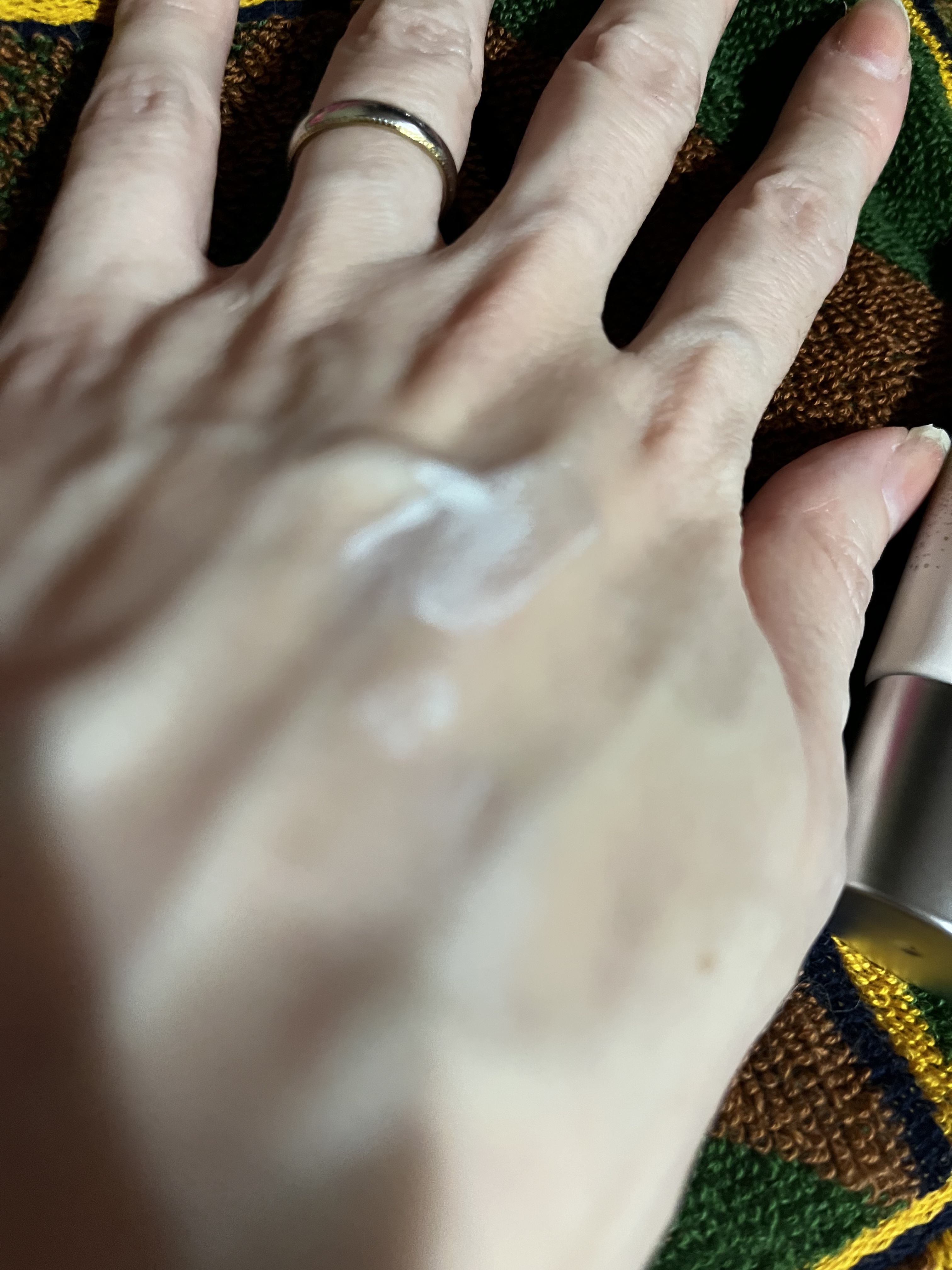 グロウスキンベース/CEZANNE/化粧下地を使ったクチコミ（3枚目）