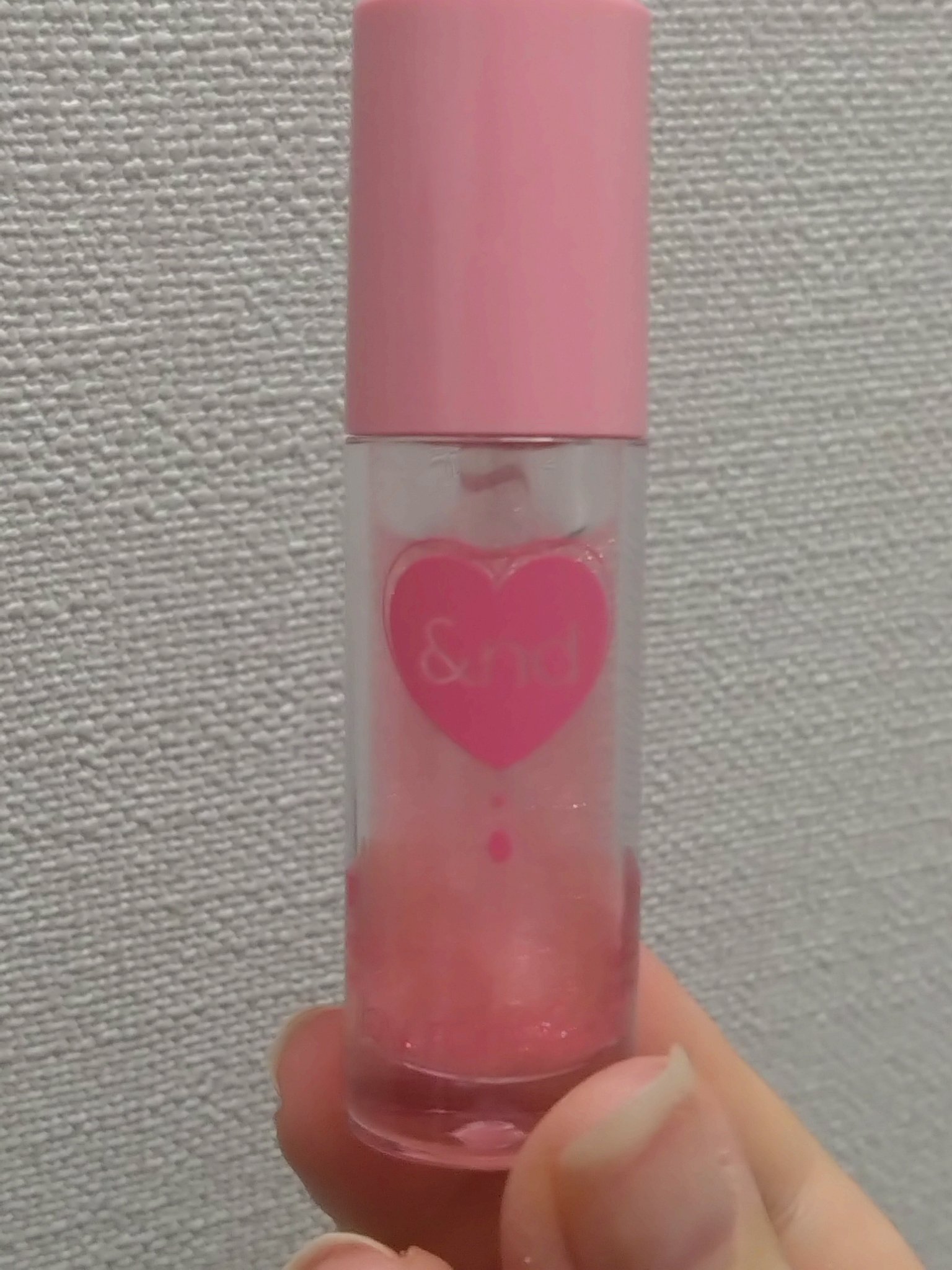 グラッシーコーティンググロス VD01 シャイニーベリー/&nd by rom&nd/リップグロスを使ったクチコミ（2枚目）