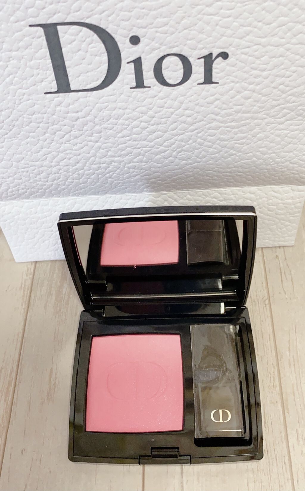 【旧】ディオールスキン ルージュ ブラッシュ 277 オゼ/Dior/パウダーチークを使ったクチコミ（2枚目）