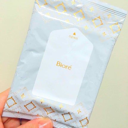 メイクの上からリフレッシュシート うるおいしっとりタイプ/ビオレ/フェイスシートを使ったクチコミ(1枚目)