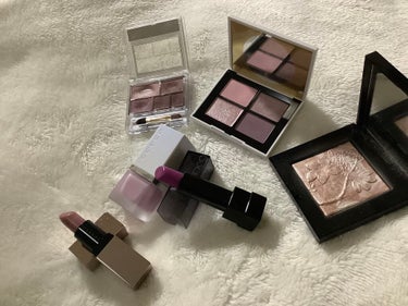 ハイライティング パウダー L01 ピンクグロウ（限定パッケージ）/BOBBI BROWN/パウダーハイライトを使ったクチコミ（2枚目）