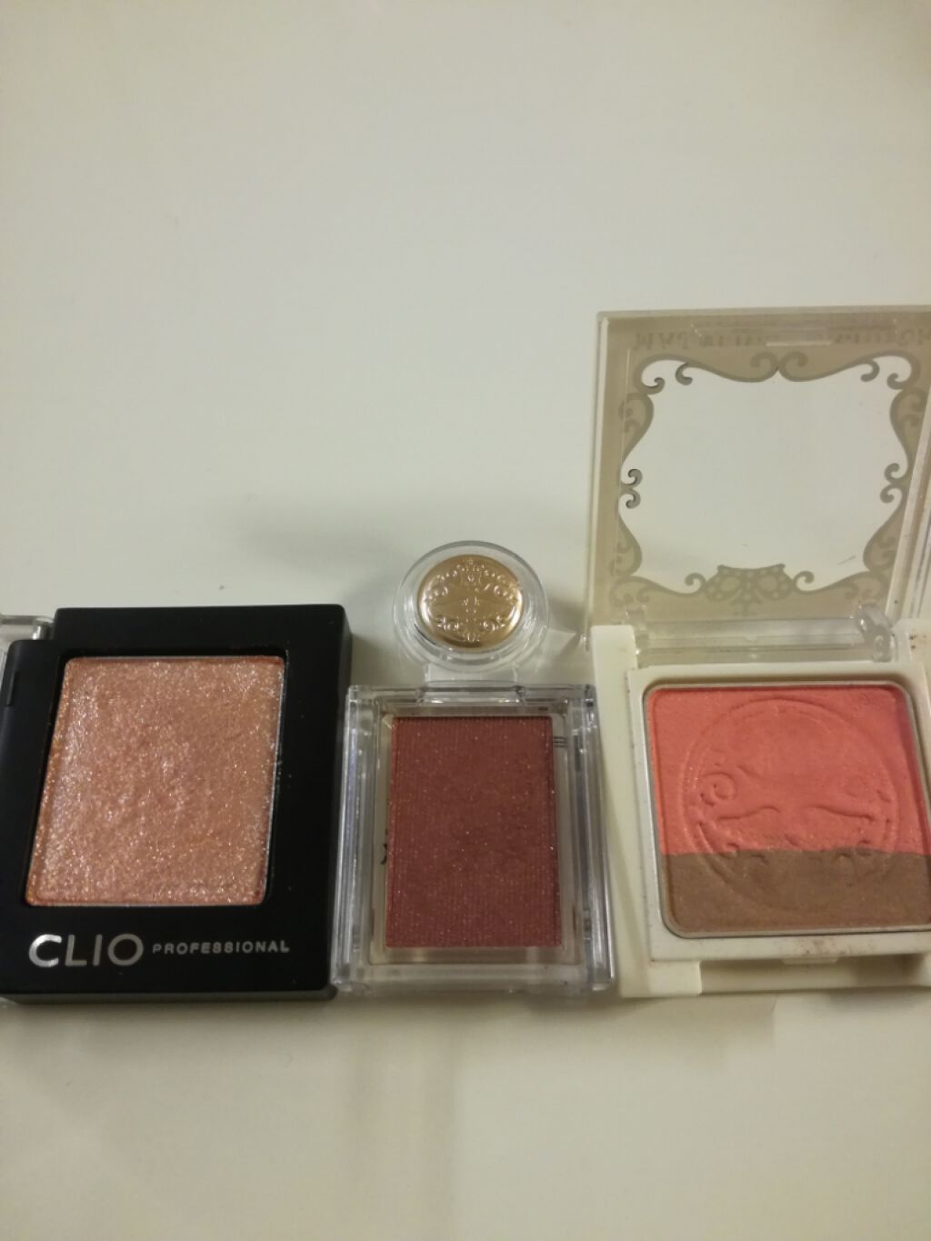 オープンユアアイズ OR401 最短距離/MAJOLICA MAJORCA/単色アイシャドウを使ったクチコミ（2枚目）