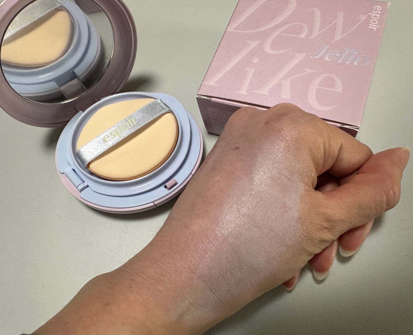 デューライクジェロー トーンアップクッション/espoir/化粧下地を使ったクチコミ(2枚目)