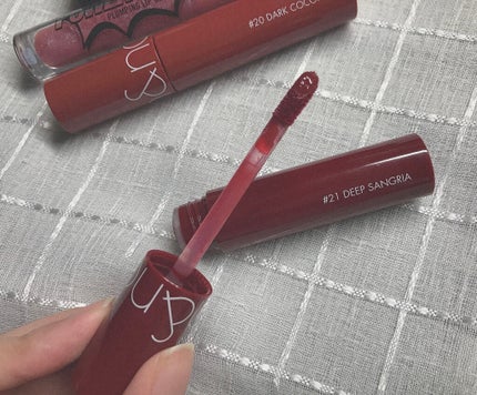 ジューシーラスティングティント/rom&nd/リップティントを使ったクチコミ(5枚目)