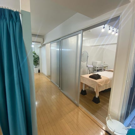 とものすけ🧸🍔 on LIPS 「ニキビ跡が気になって気になって仕方ないからニキビ専門サロンol..」(4枚目)