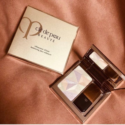 クレ・ド・ポー ボーテ レオスールデクラ/クレ・ド・ポー ボーテ/パウダーハイライトを使ったクチコミ(1枚目)