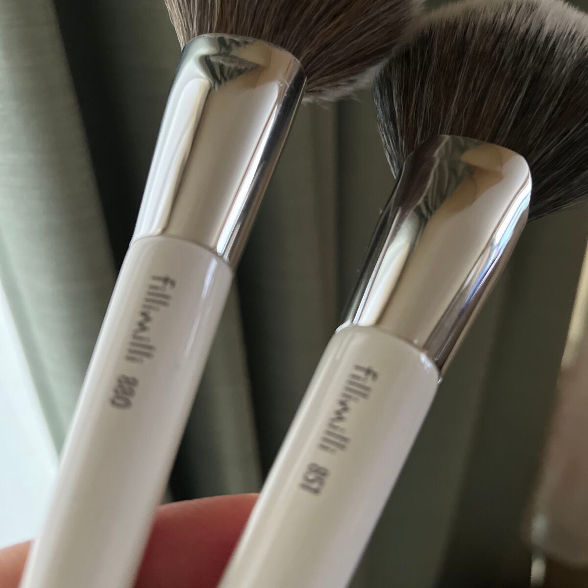 FilliMilli パーフェクトパウダーブラシ880/fillimilli/メイクブラシを使ったクチコミ(2枚目)