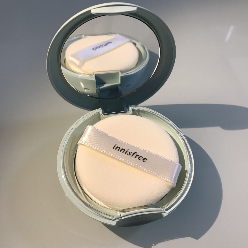 ノーセバム ミネラルパクト N/innisfree/プレストパウダーを使ったクチコミ（2枚目）