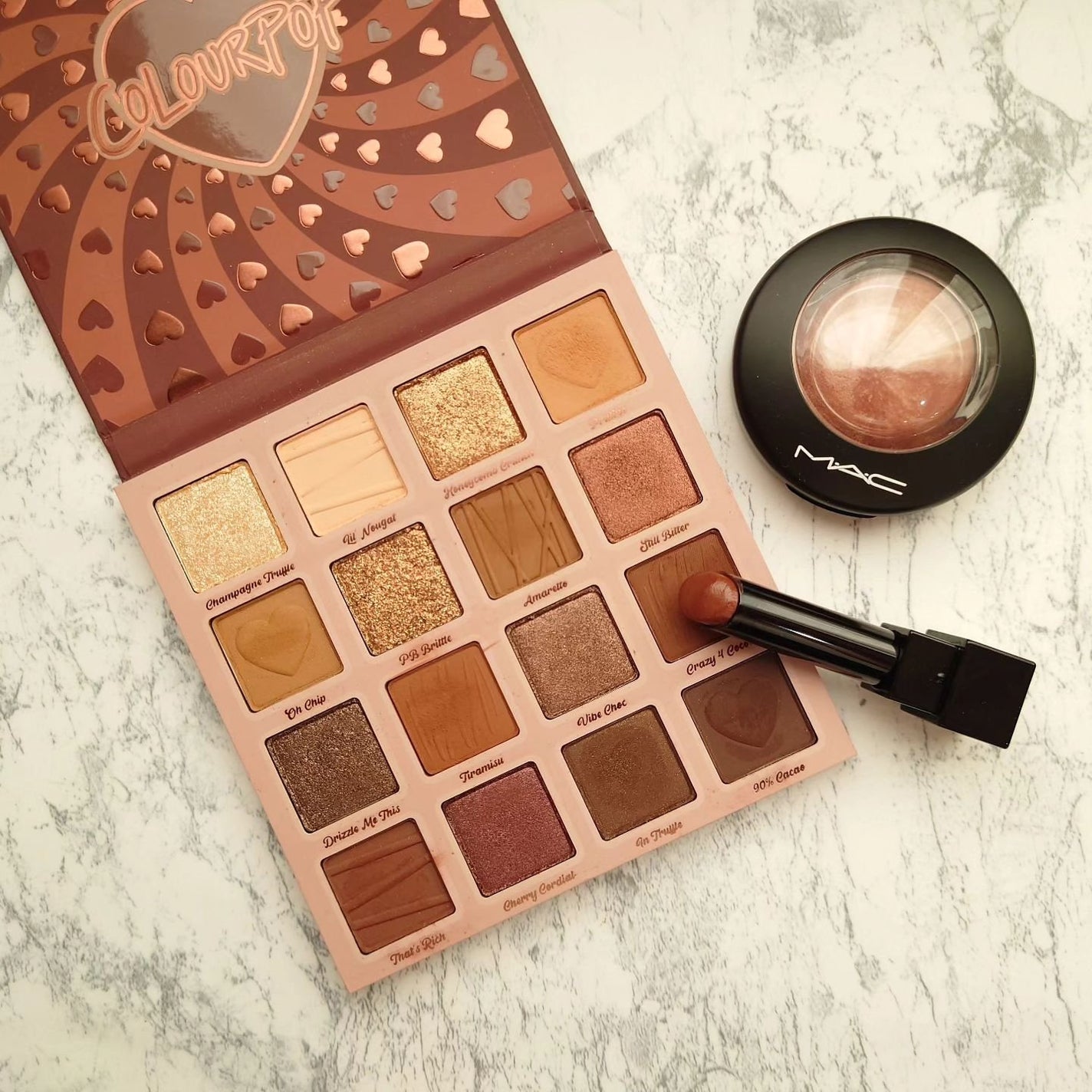 Not a box of chocolates/ColourPop/アイシャドウパレットを使ったクチコミ(3枚目)