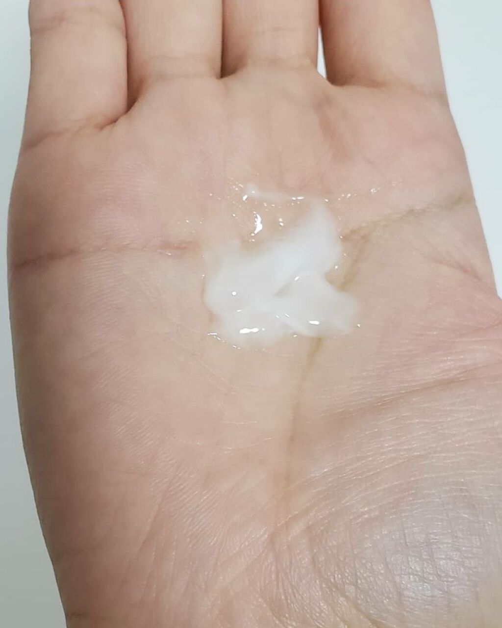 爽香(そうか) フォロバ on LIPS 「♡スキンケア♡アベンヌ ミルキージェルEX 《保湿クリーム敏感..」(2枚目)