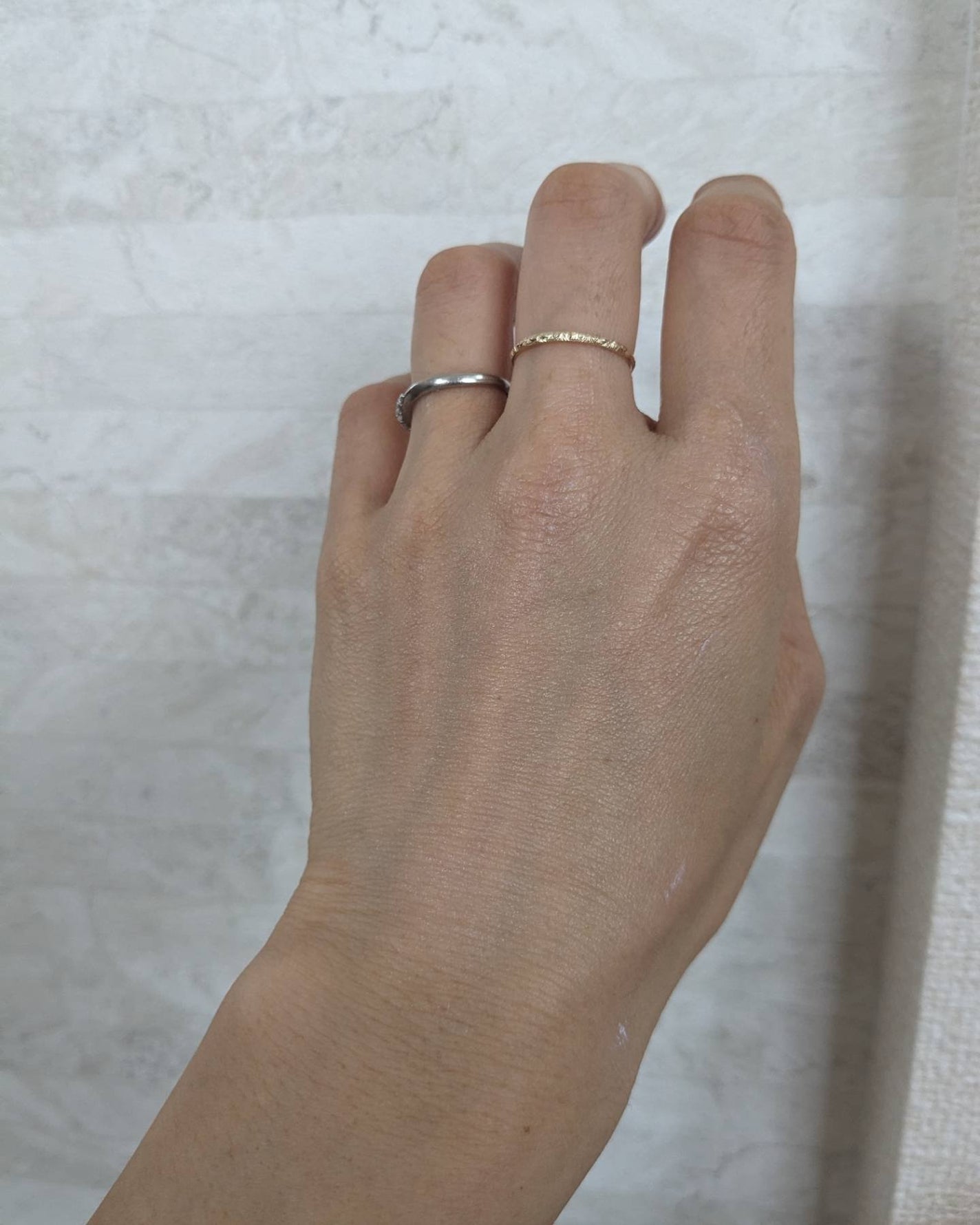 ディセンシア フローレス UVプロテクター/DECENCIA/日焼け止めローションを使ったクチコミ(3枚目)