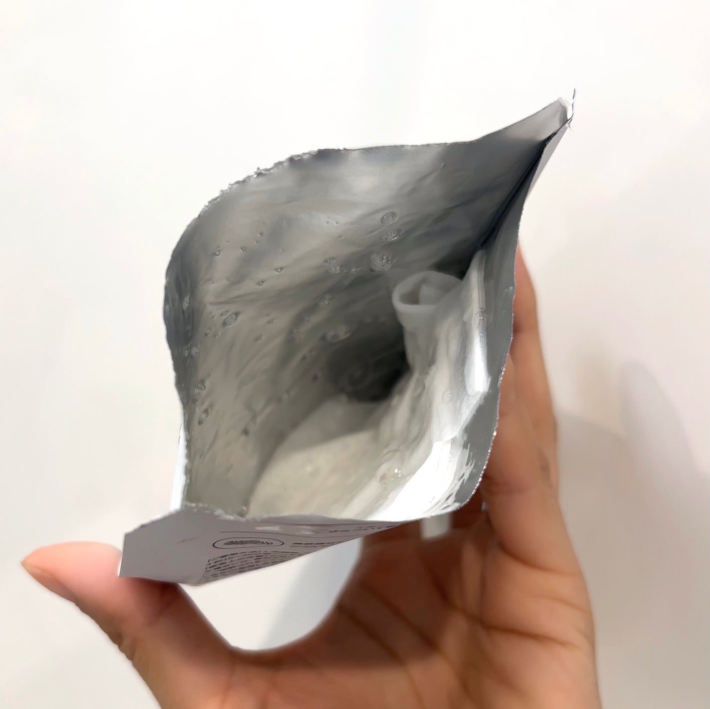 ホワイトトリュフナリシングトリートメントマスク/ダルバ/シートマスク・パックを使ったクチコミ(4枚目)