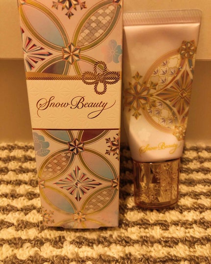 ホワイトニングトーンアップエッセンス/スノービューティー/化粧下地を使ったクチコミ(1枚目)