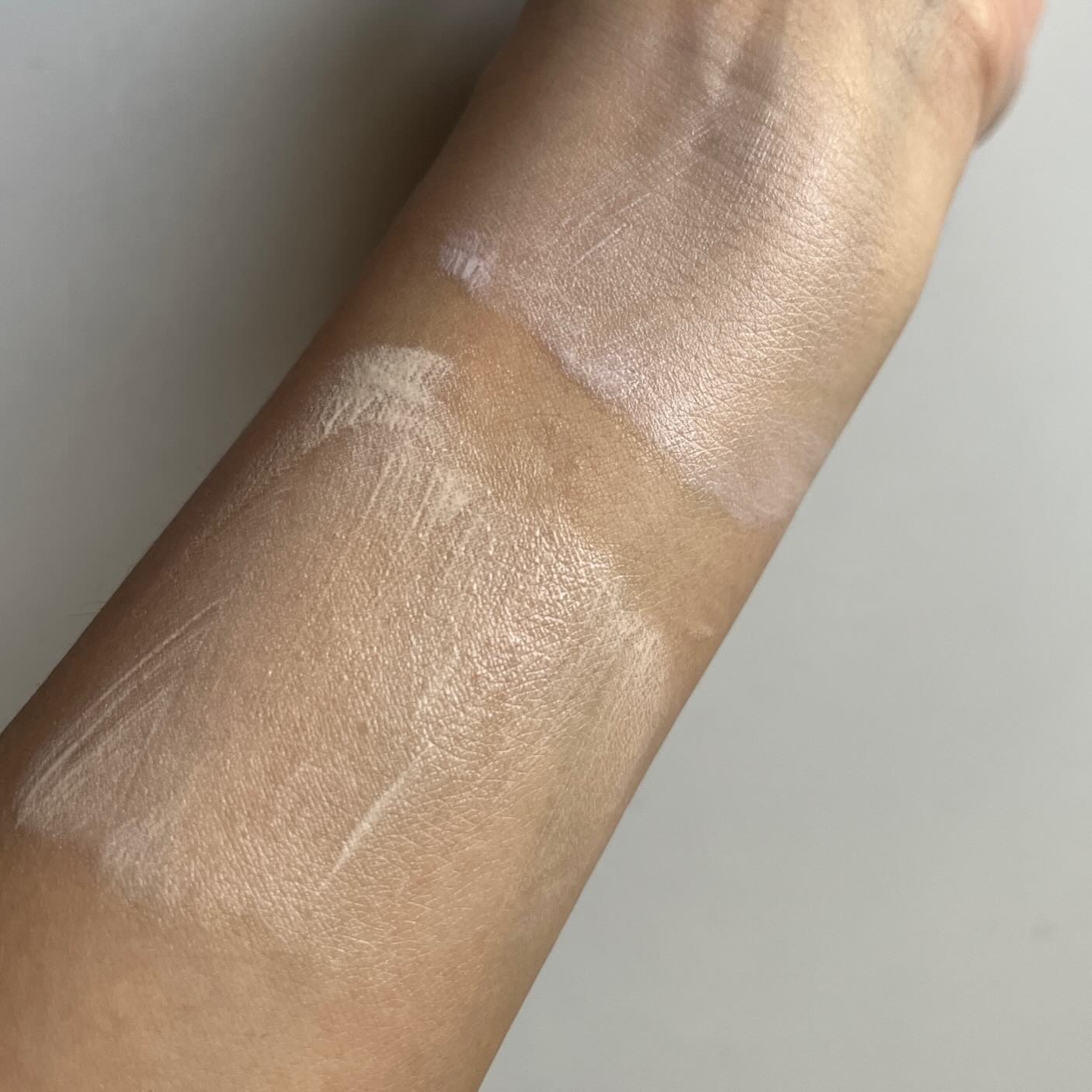 メイクプレム スージングピンクトーンアップサンクリーム/make prem/日焼け止めクリームを使ったクチコミ（3枚目）