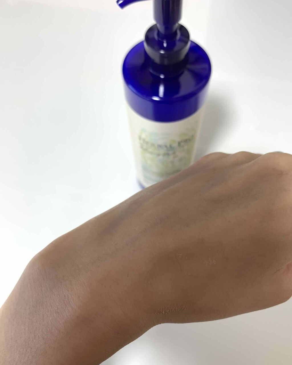 pdc ハーバルプロ マイルドクレンジングのクチコミ「マイルドクレンジング R リラクシングハーブは、植物由来の洗浄成分を含んだ、保湿化粧品ベースの.....」（2枚目）