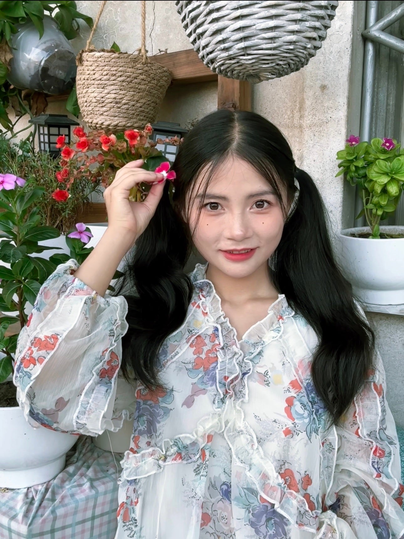 Jiajia on LIPS 「雨天☔️#LIPSベスコス使ってみた#LIPS投稿アワード_Q..」(1枚目)