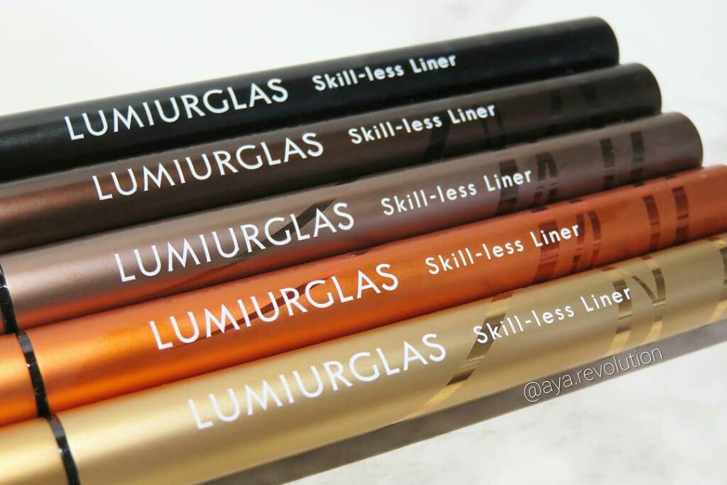 スキルレスライナー/LUMIURGLAS/リキッドアイライナーを使ったクチコミ(3枚目)