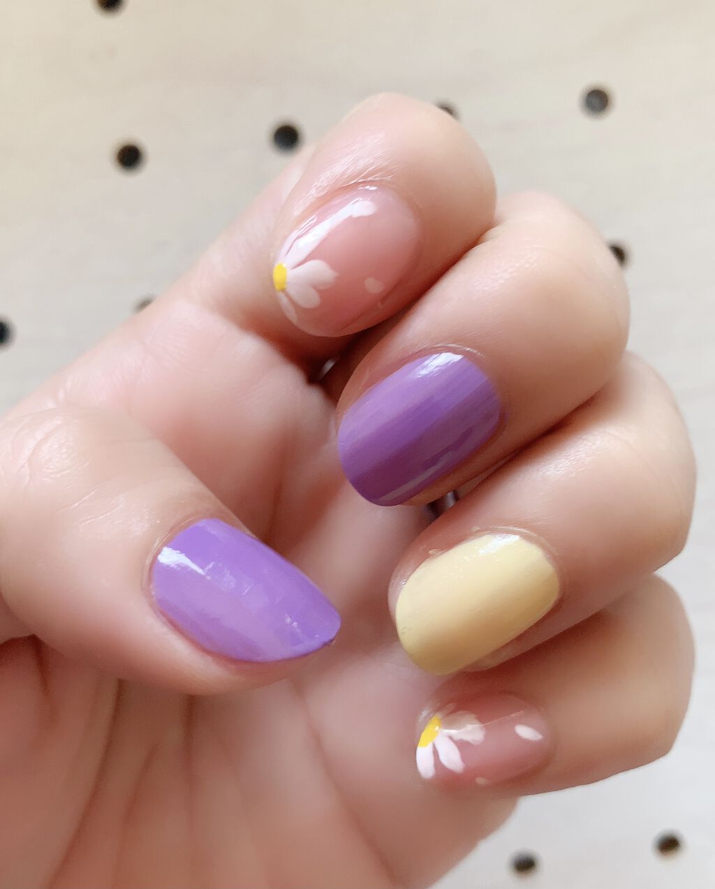 ネイルホリック Vivid color YE502/ネイルホリック/マニキュアを使ったクチコミ（3枚目）