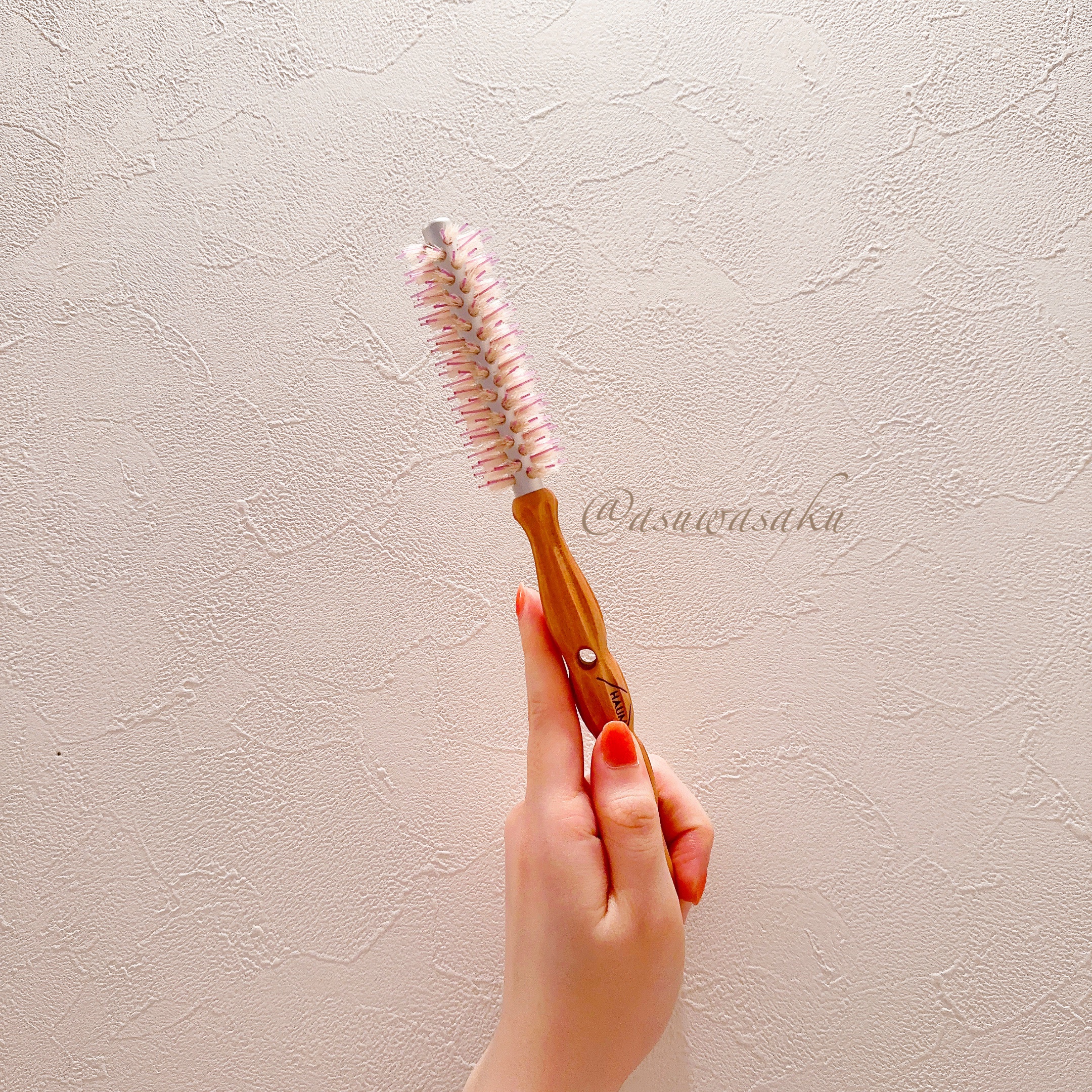 ロールブラシ/HAUM/ヘアブラシを使ったクチコミ（1枚目）