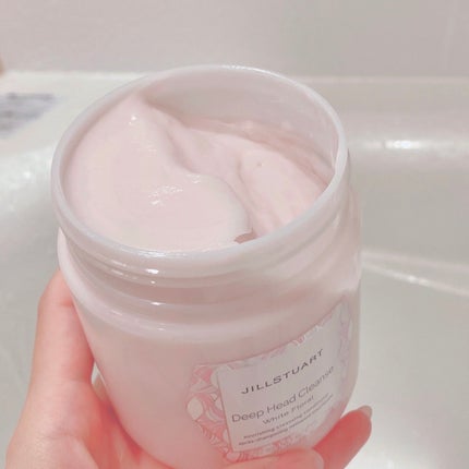 ディープ ヘッドクレンズ ホワイトフローラル/JILL STUART/市販シャンプーを使ったクチコミ(4枚目)
