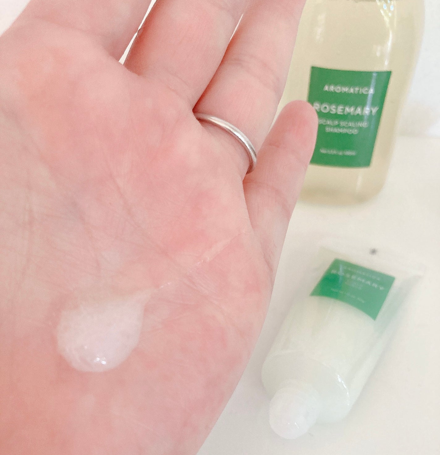 ローズマリー ヘア トライアルセット/AROMATICA/トライアルキットを使ったクチコミ(4枚目)