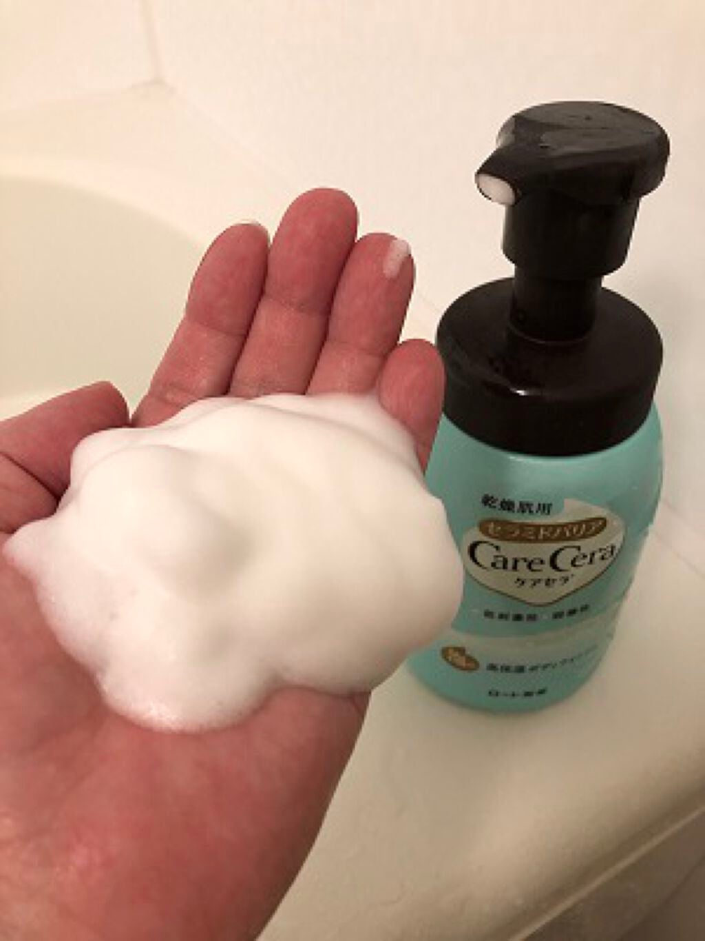 泡の高保湿ボディウォッシュ/ケアセラ/ボディソープを使ったクチコミ(2枚目)