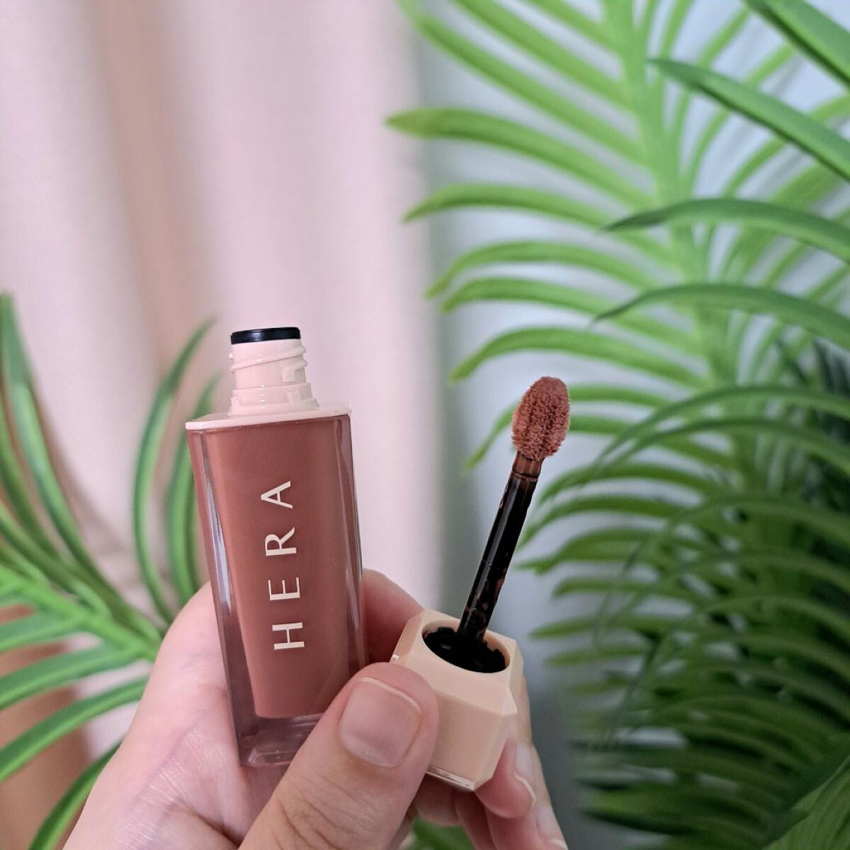 センシュアルスパイシーヌードグロス/HERA/リップグロスを使ったクチコミ(2枚目)