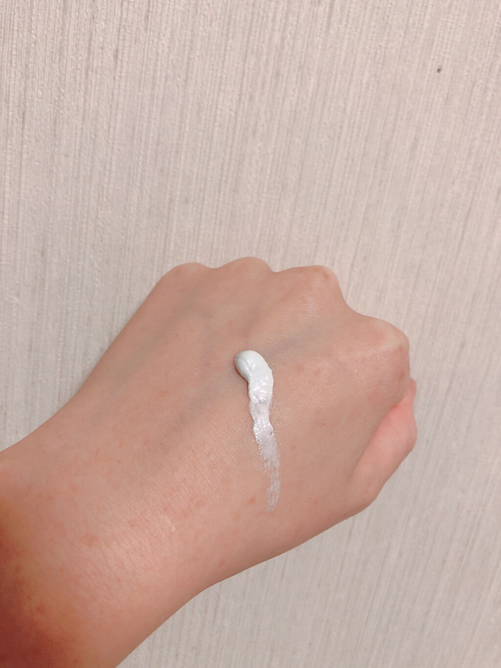 シカルファットプラス リペアクリーム/アベンヌ/フェイスクリームを使ったクチコミ（3枚目）