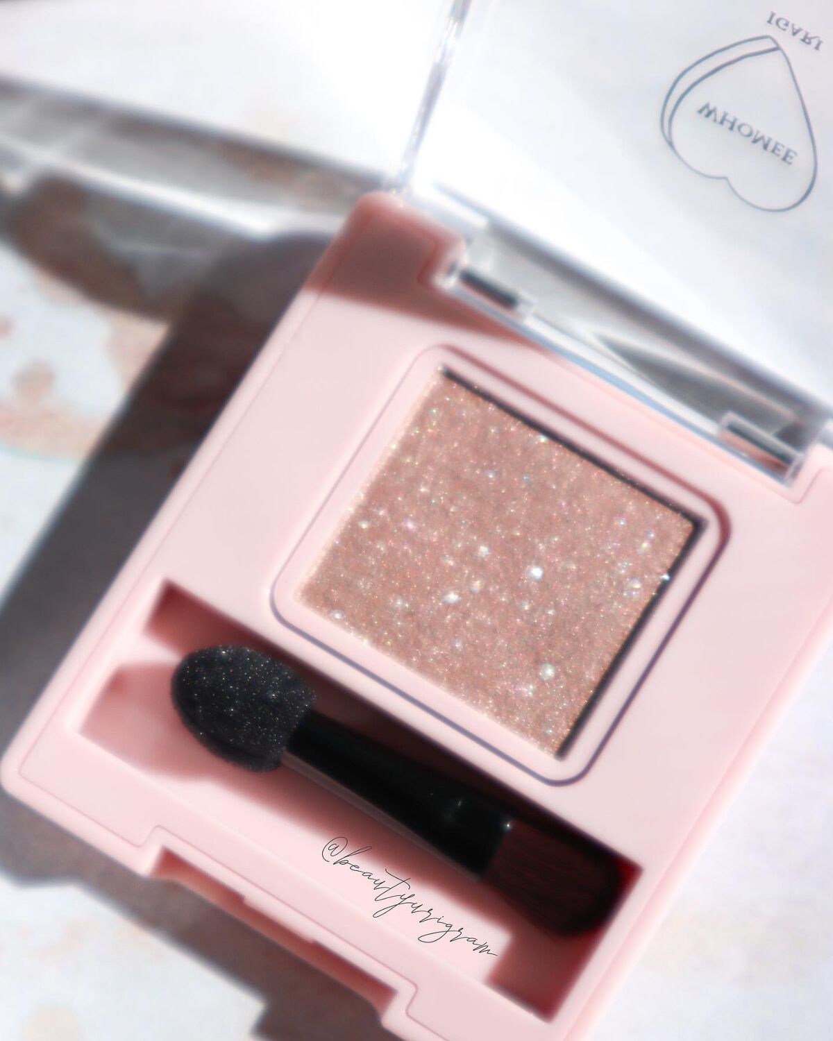 フーミー シングルラメシャドウ/WHOMEE/単色アイシャドウを使ったクチコミ(3枚目)