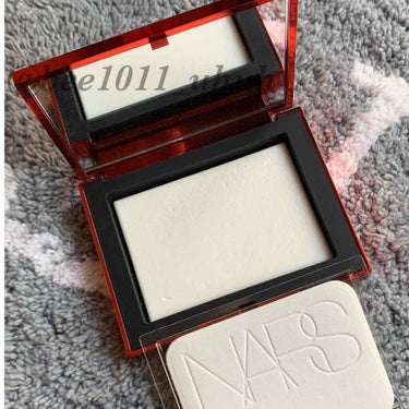 ライトリフレクティングセッティングパウダー　プレスト　N/NARS/プレストパウダーを使ったクチコミ（2枚目）