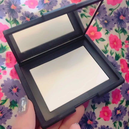 ライトリフレクティングセッティングパウダー プレスト N/NARS/プレストパウダーを使ったクチコミ(2枚目)