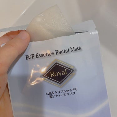 Royal Facial Mask ローヤル シートマスク トライアルセット 5枚/昭和商事/シートマスク・パックを使ったクチコミ（3枚目）
