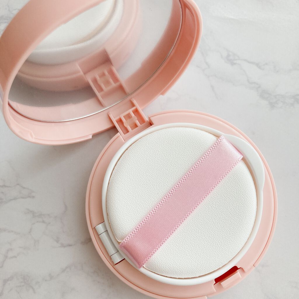 クッションUVパクト ホワイト/WHOMEE/化粧下地を使ったクチコミ（3枚目）