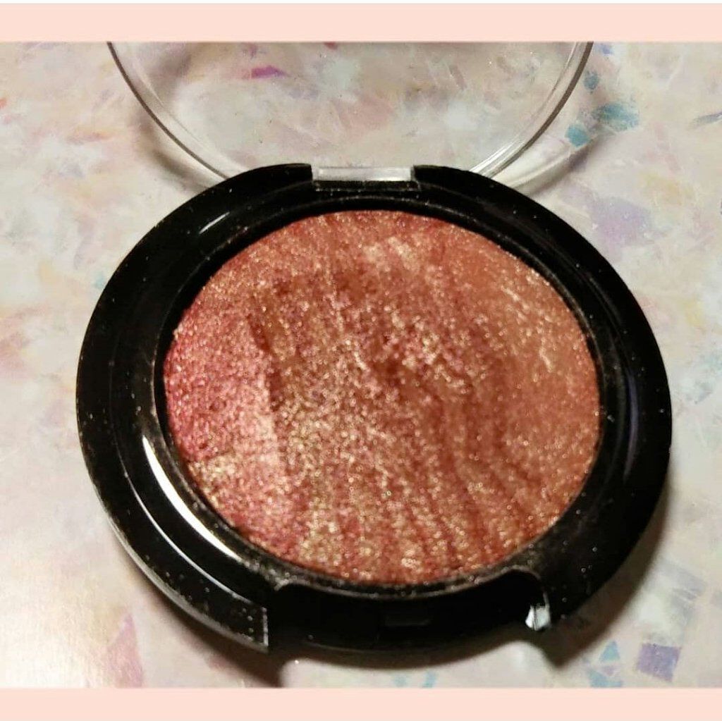 UR GLAM　EYE & CHEEK COLOR/U R GLAM/単色アイシャドウを使ったクチコミ（3枚目）