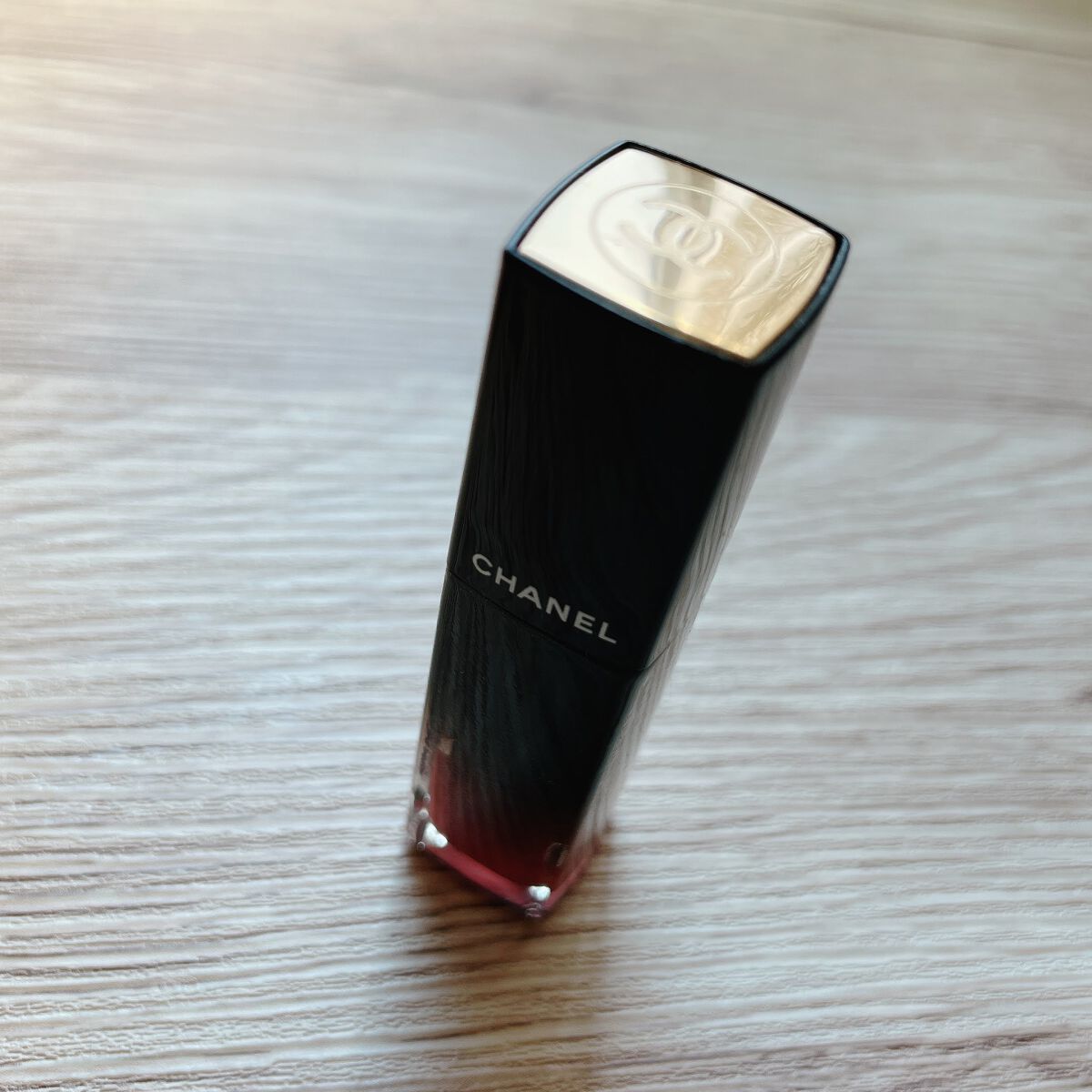 ルージュ アリュール ラック 82 ベージュ コンフィダンシエル/CHANEL/口紅を使ったクチコミ（2枚目）