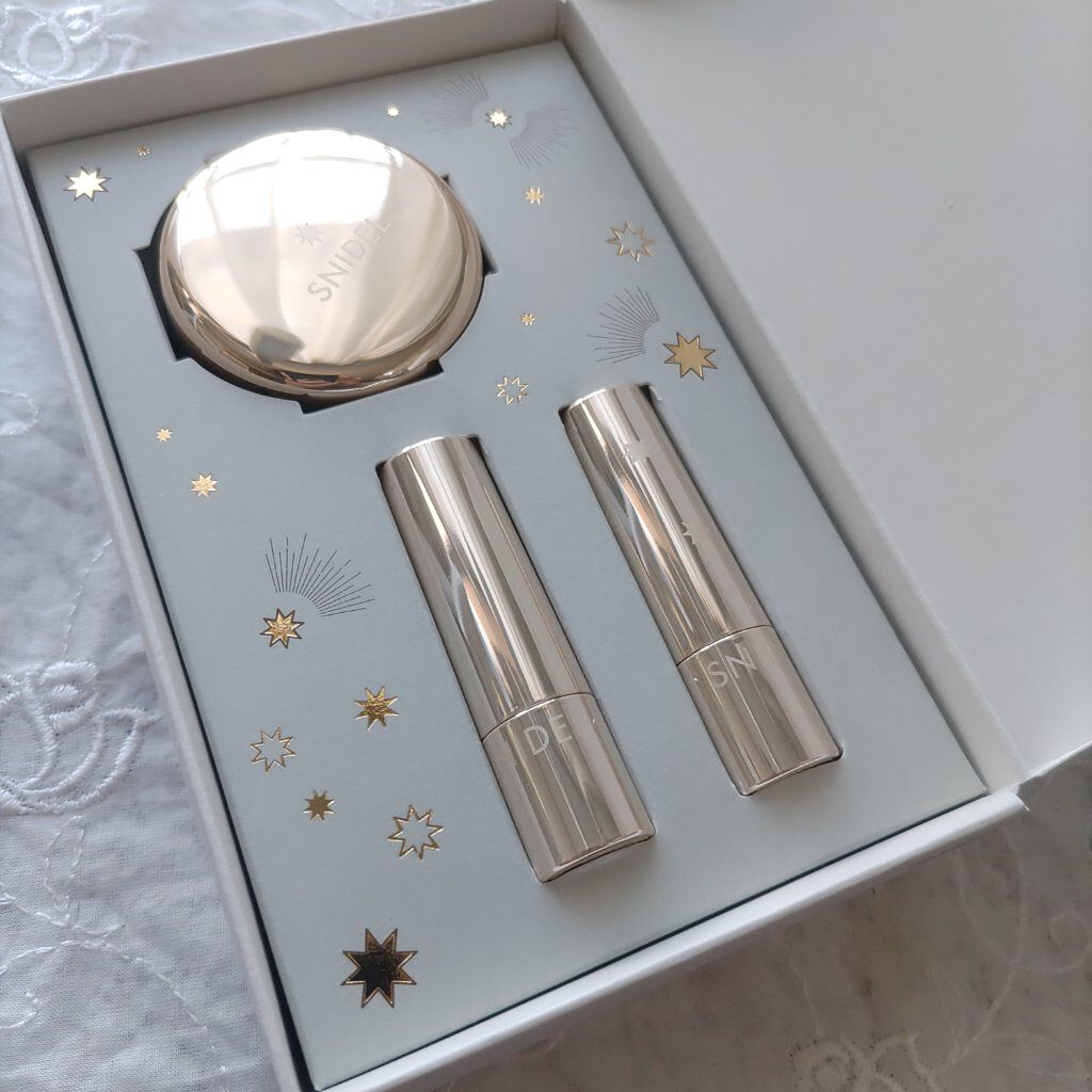 SNIDEL BEAUTY ホリデー メイクアップ コフレ 2021のクチコミ「✼••┈┈••✼••┈┈••✼••┈┈••✼••┈┈••✼
SNIDEL BEAUTY
ホリデ.....」（2枚目）