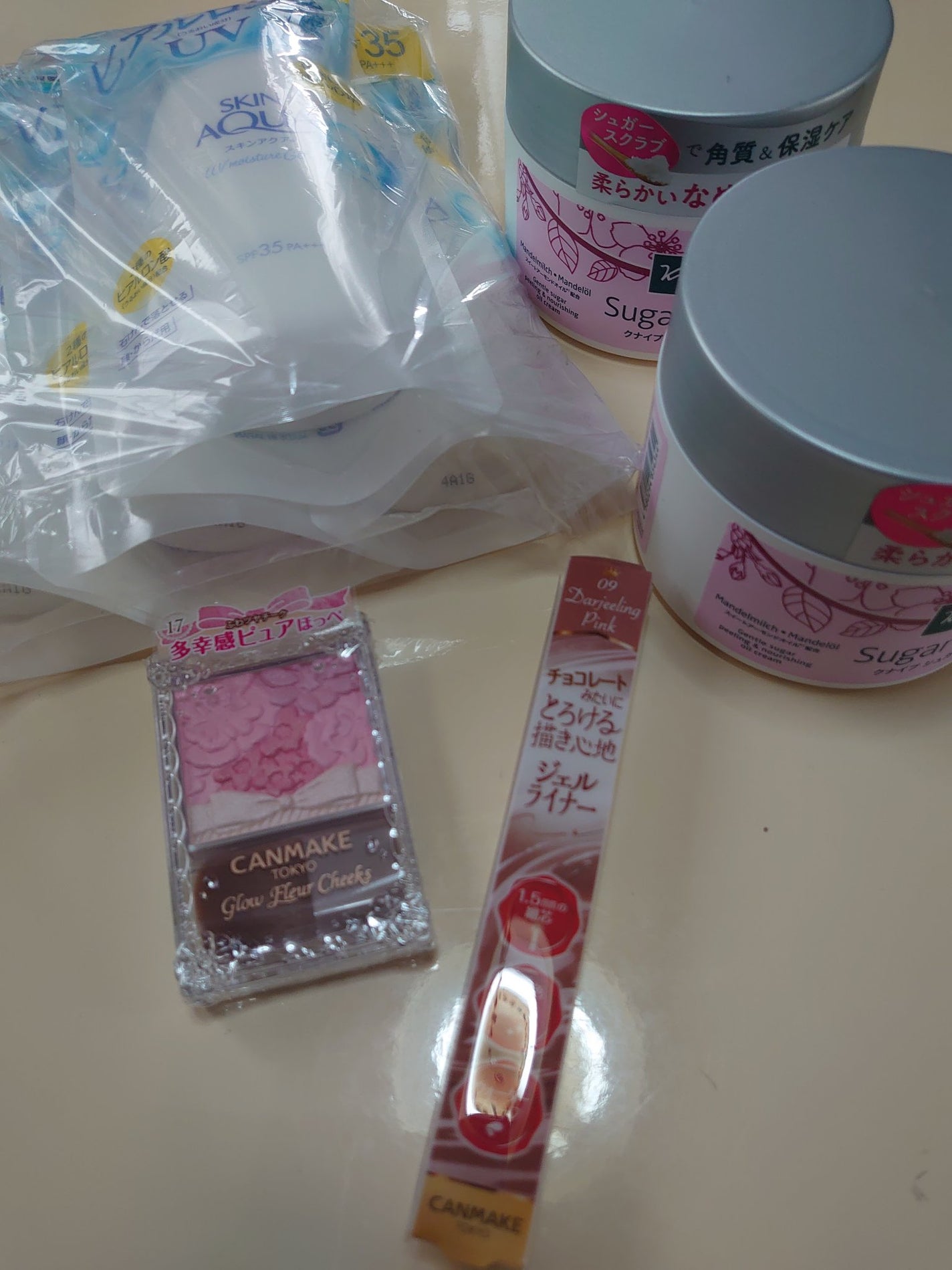 グロウフルールチークス/キャンメイク/パウダーチークを使ったクチコミ(1枚目)