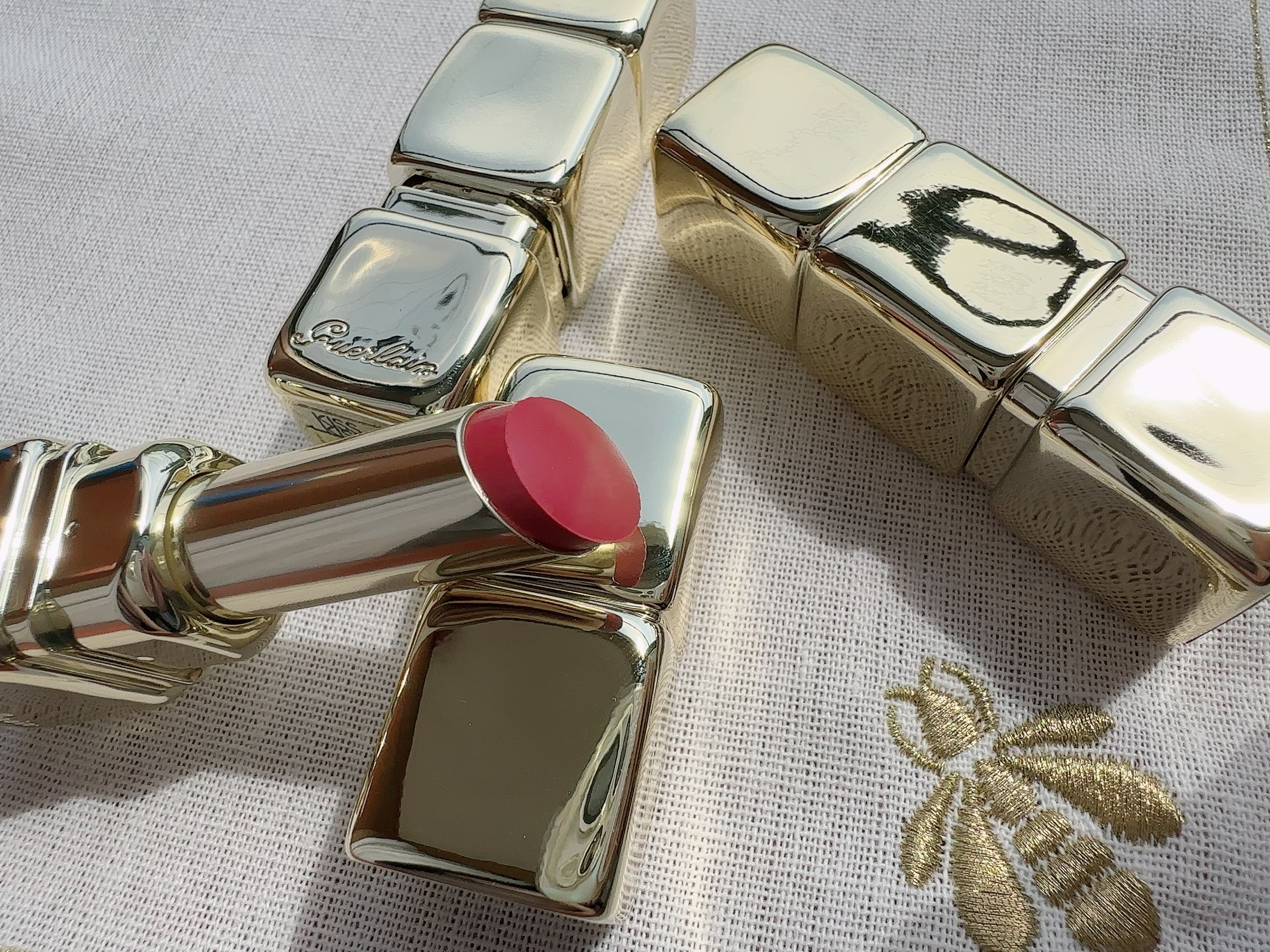 キスキス シャイン ブルーム/GUERLAIN/口紅を使ったクチコミ（1枚目）