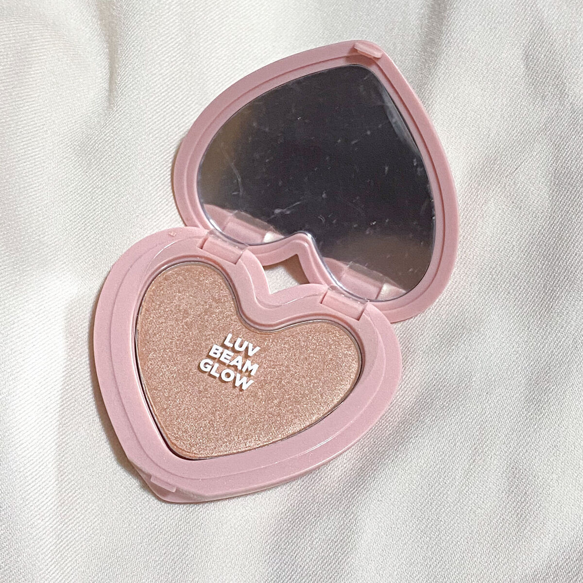 ラブビーム グロウ #01 TWINKLE BEAM/lilybyred/パウダーハイライトを使ったクチコミ（3枚目）