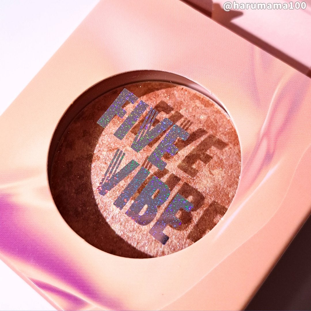 パールライクハイライター/FIVE VIBE/パウダーハイライトを使ったクチコミ(5枚目)