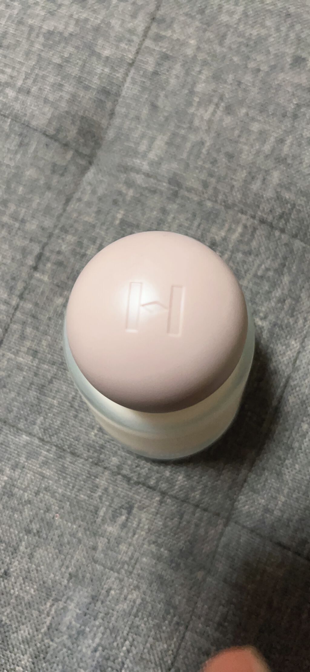 まに on LIPS 「#一目惚れコスメ韓国コスメリキッドファンデーション!hince..」(1枚目)