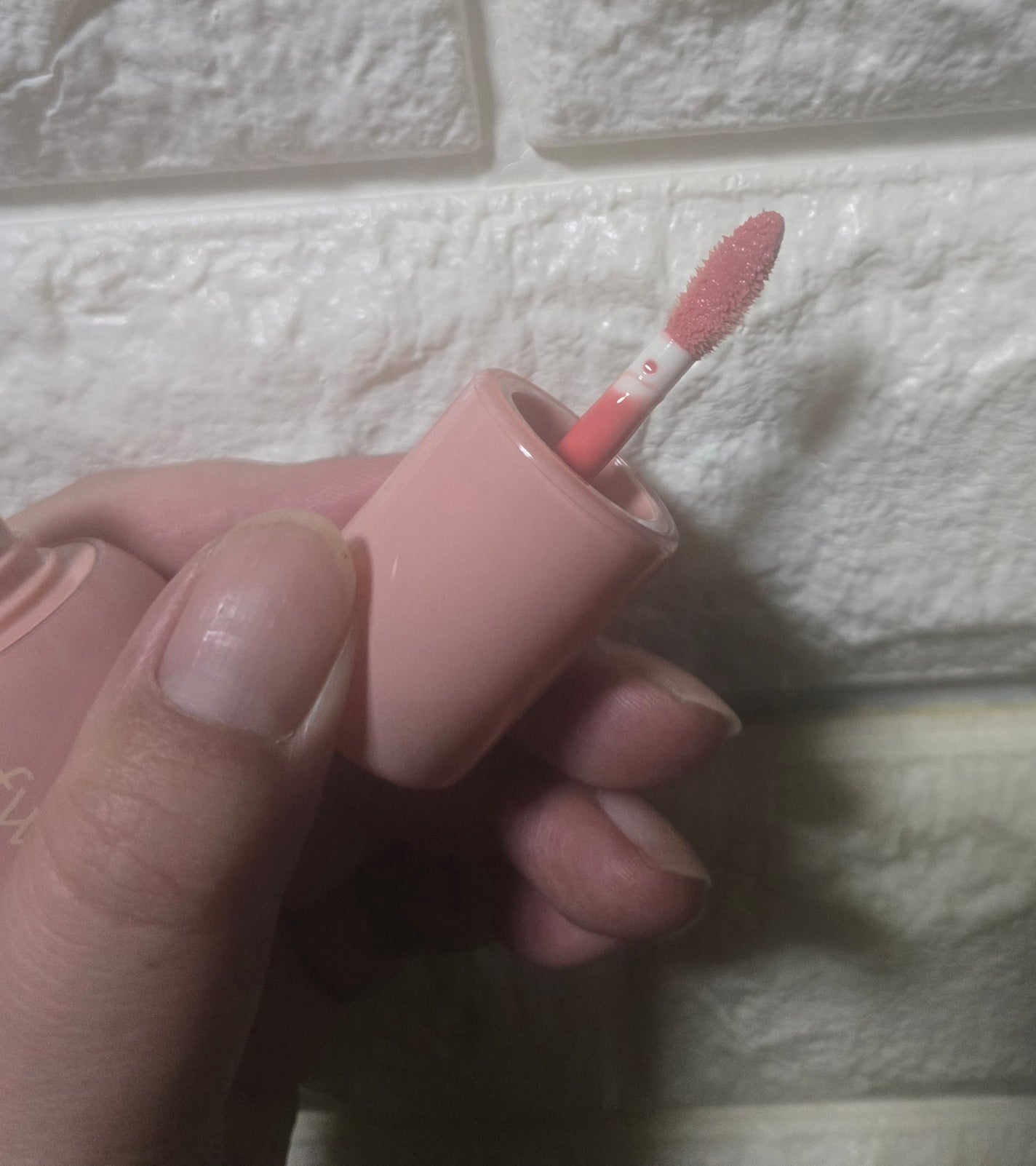 フィー 3Dボリューミンググロス/fwee/リップグロスを使ったクチコミ(2枚目)