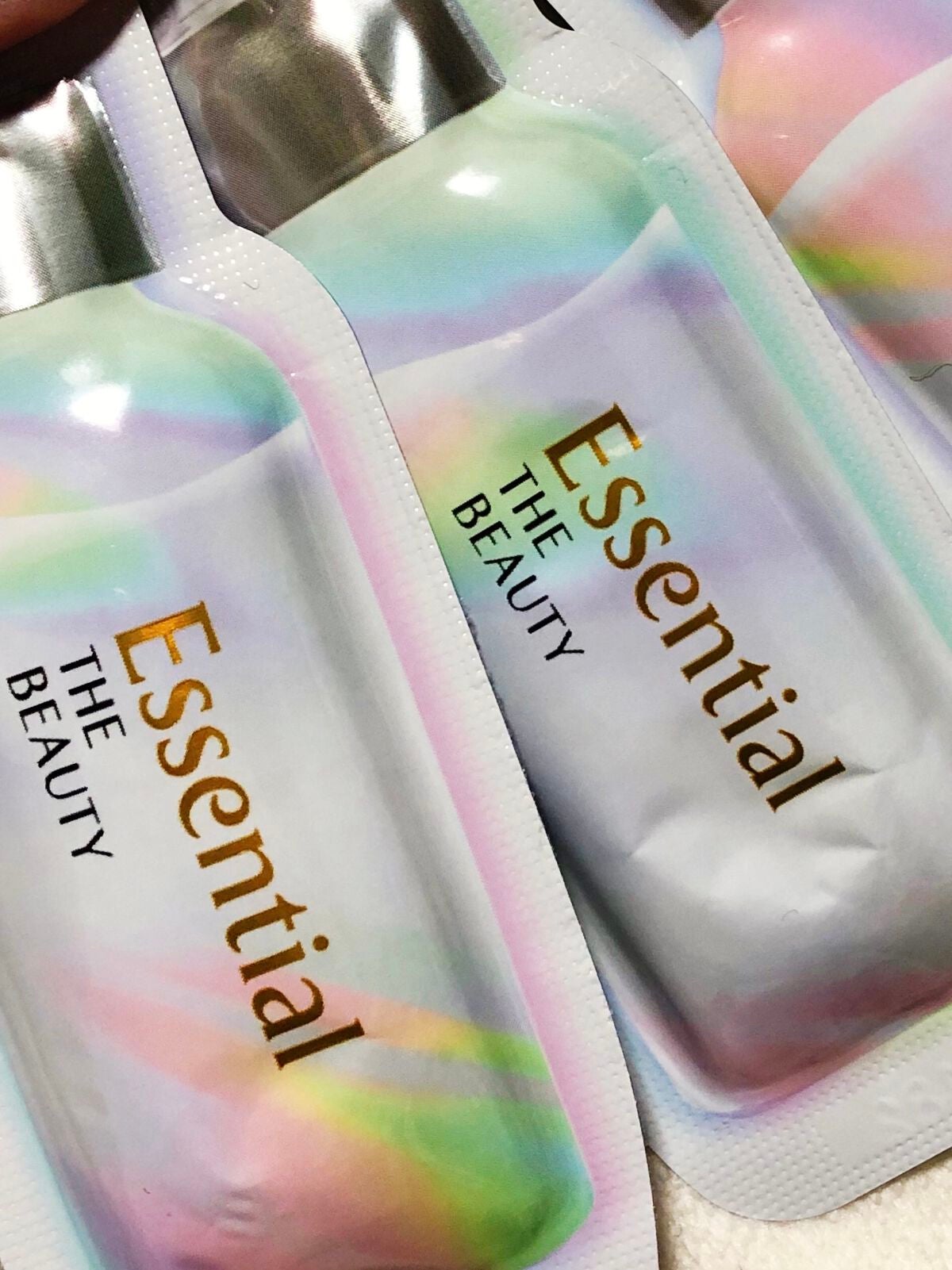 ザビューティ うるツヤチャージヘアパック/エッセンシャル/ヘアマスク・ヘアパックを使ったクチコミ(2枚目)