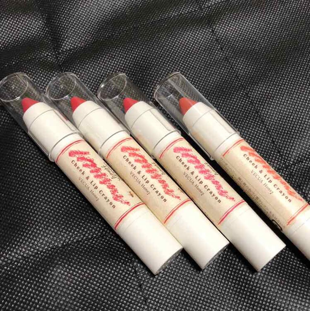 ワンダーハニー 頬と唇の色づく蜜クレヨン/VECUA Honey/口紅を使ったクチコミ（1枚目）