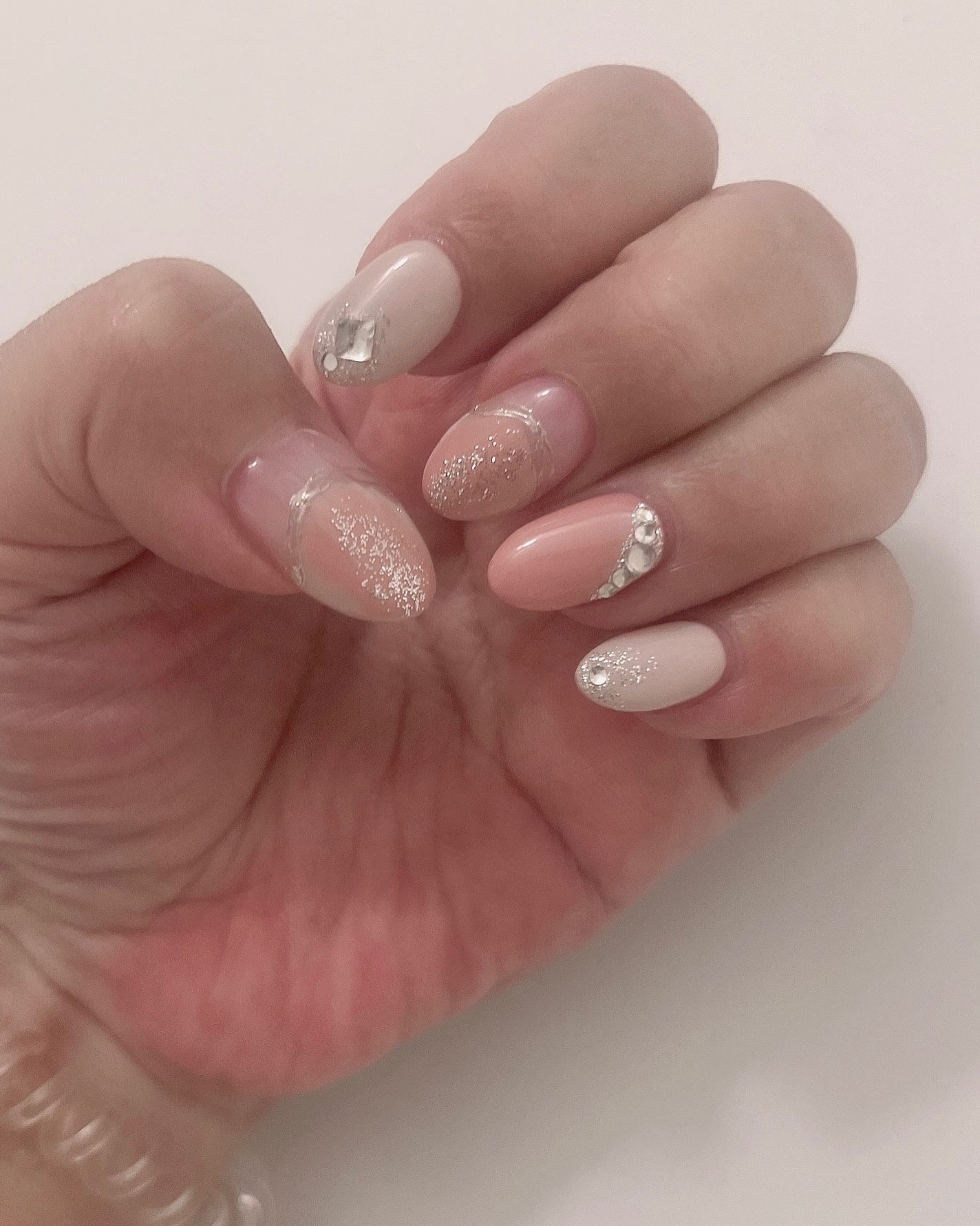 nao@フォロバ100 on LIPS 「*⑅୨୧┈┈┈┈┈┈┈┈┈୨୧⑅*。ネイルチェンジ💅春らしくピ..」(2枚目)